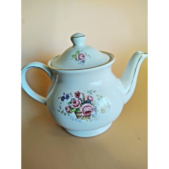 Sadler England Bone China 4 Cup Tea Pot Rose Basket Bouquet 1950's - Picture 6 of 12